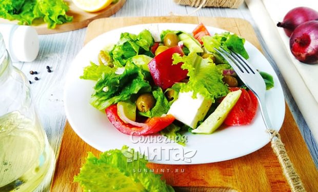 Сочный и яркий вегетарианский греческий салат